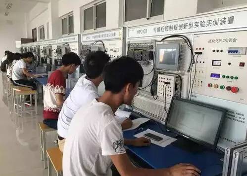 河北水利电力学院2017年招生公告及电子科技领域技术进展解析